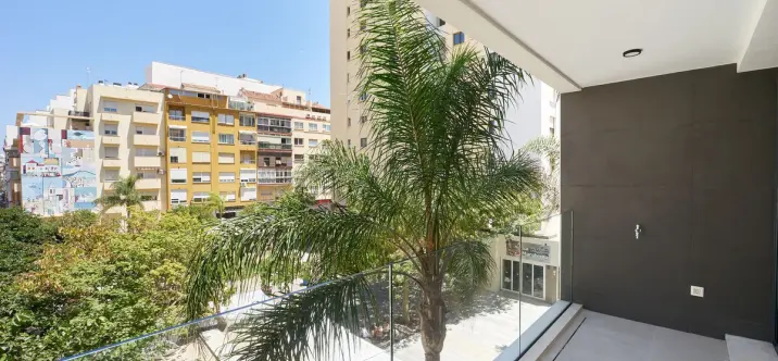 Middle floor apartment R5137840 3