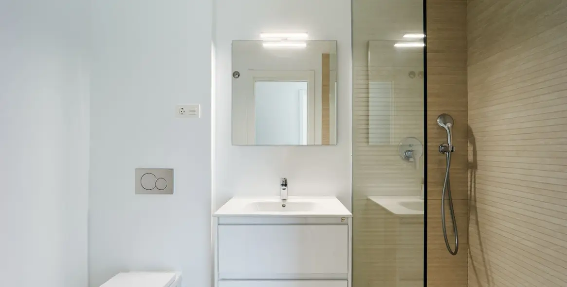 Sale of middle floor apartment in Estepona 14