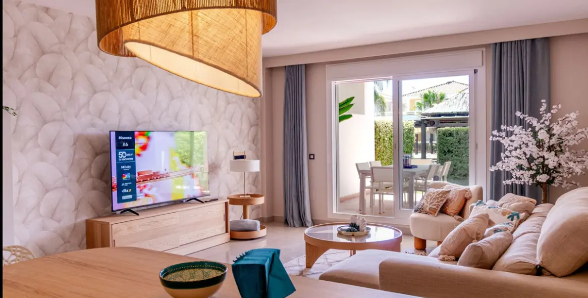 Sale of ground floor apartment in El Paraiso 1