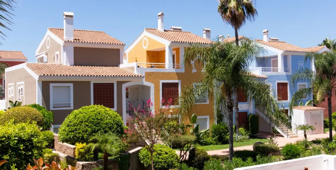 Продажа апартаментов на первом этаже в El Paraiso 27