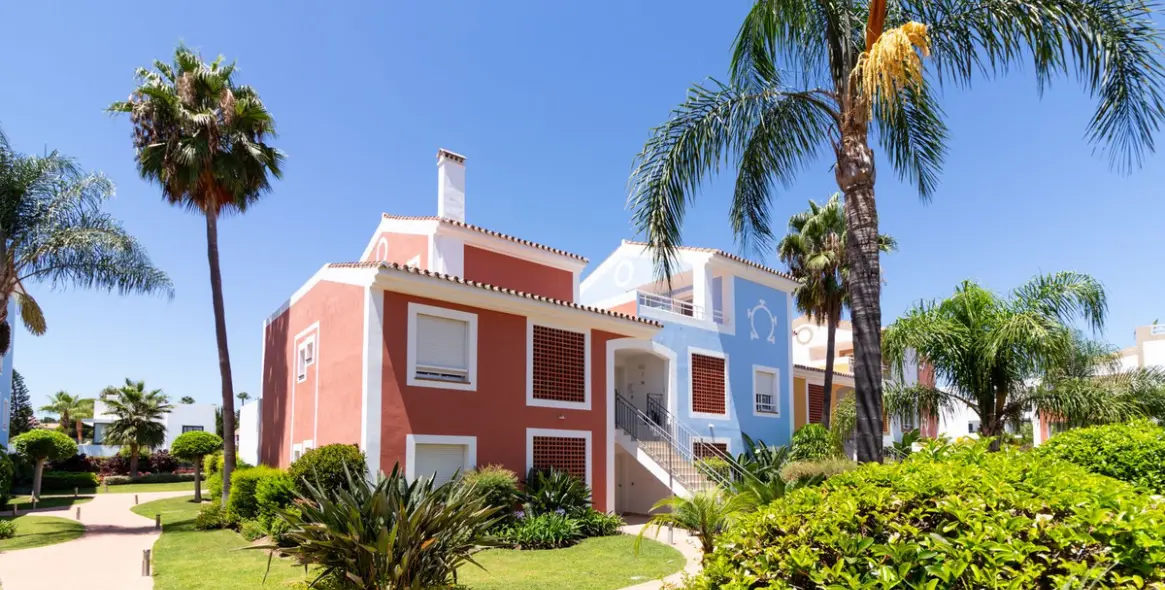 Продажа апартаментов на первом этаже в El Paraiso 29