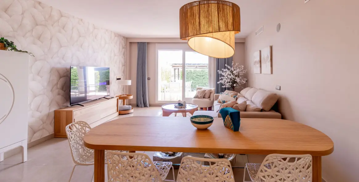 Продажа апартаментов на первом этаже в El Paraiso 6