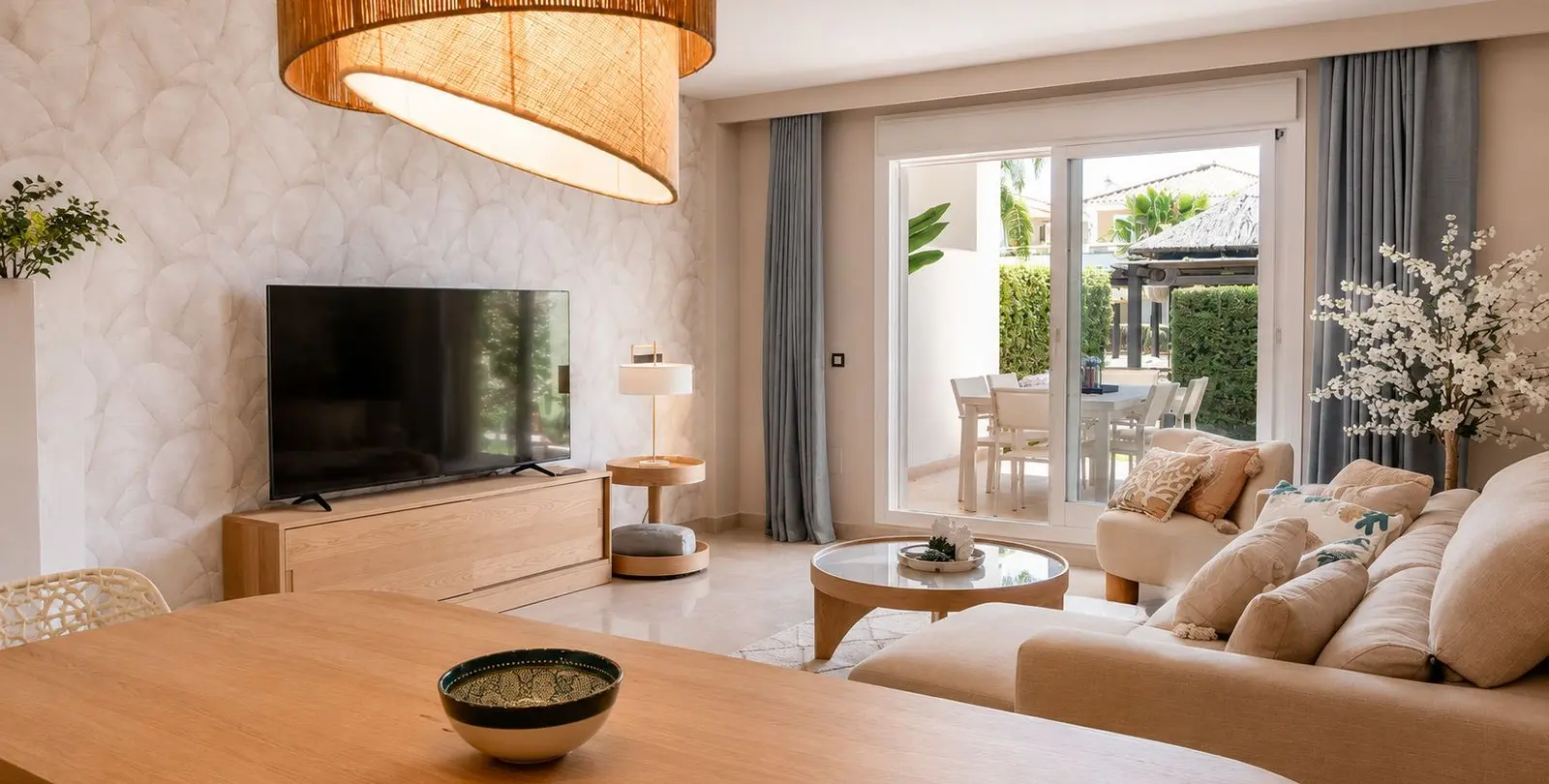 Venta de apartamento en planta baja en El Paraiso 4
