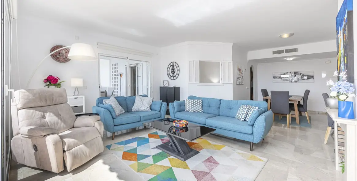 Продажа апартаментов на среднем этаже в La Mairena 13