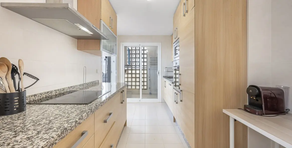 Продажа апартаментов на среднем этаже в La Mairena 14