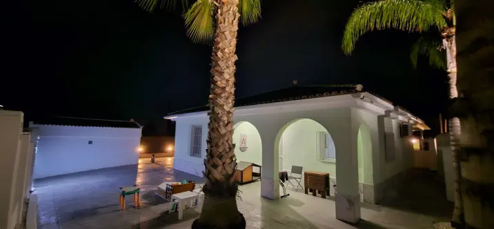 Sale of detached villa in Coín 0