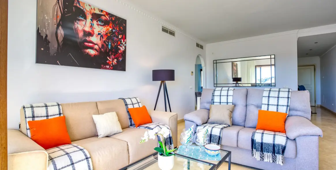 Sale of penthouse duplex in Mijas Golf 11