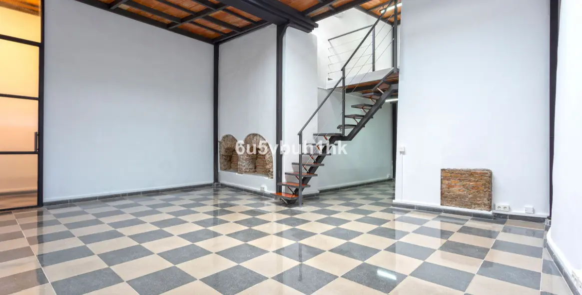 Продажа офиса в Málaga 1