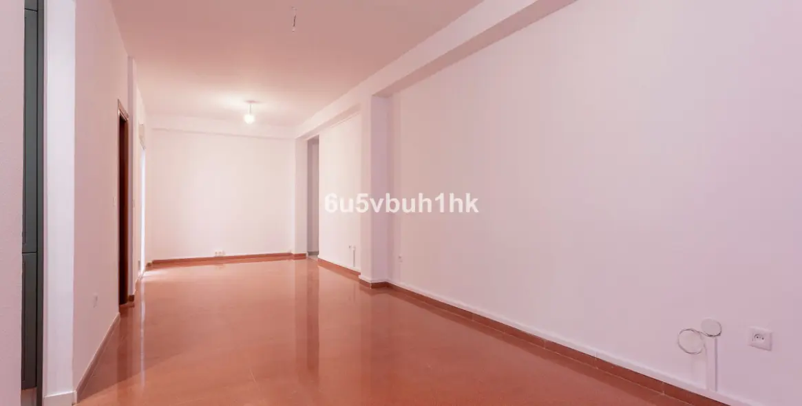 Sale of office in Málaga 21