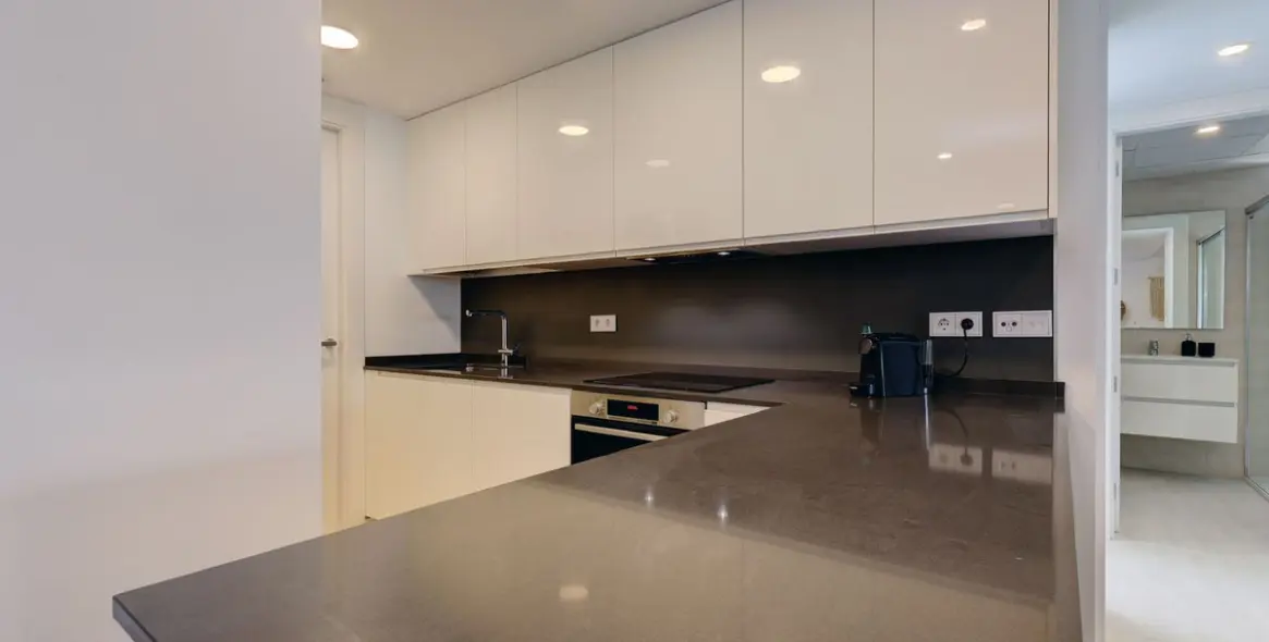 Sale of ground floor apartment in Estepona 7