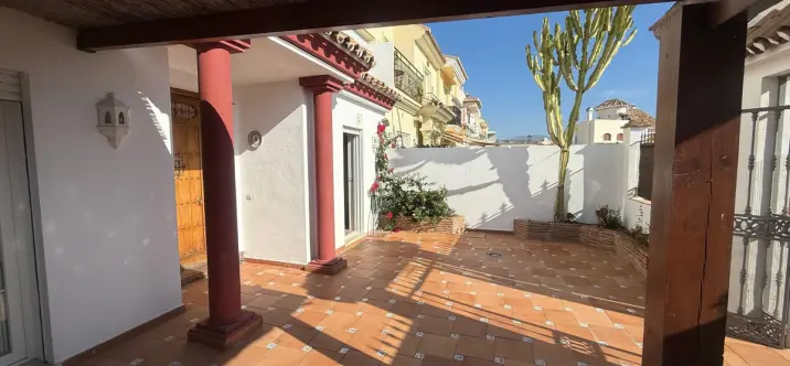 Sale of townhouse in Cancelada 0