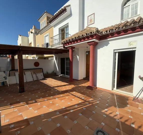 Sale of townhouse in Cancelada