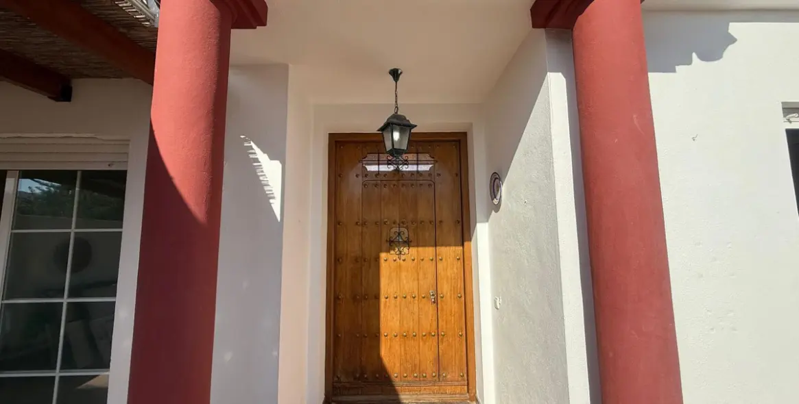 Sale of townhouse in Cancelada 4