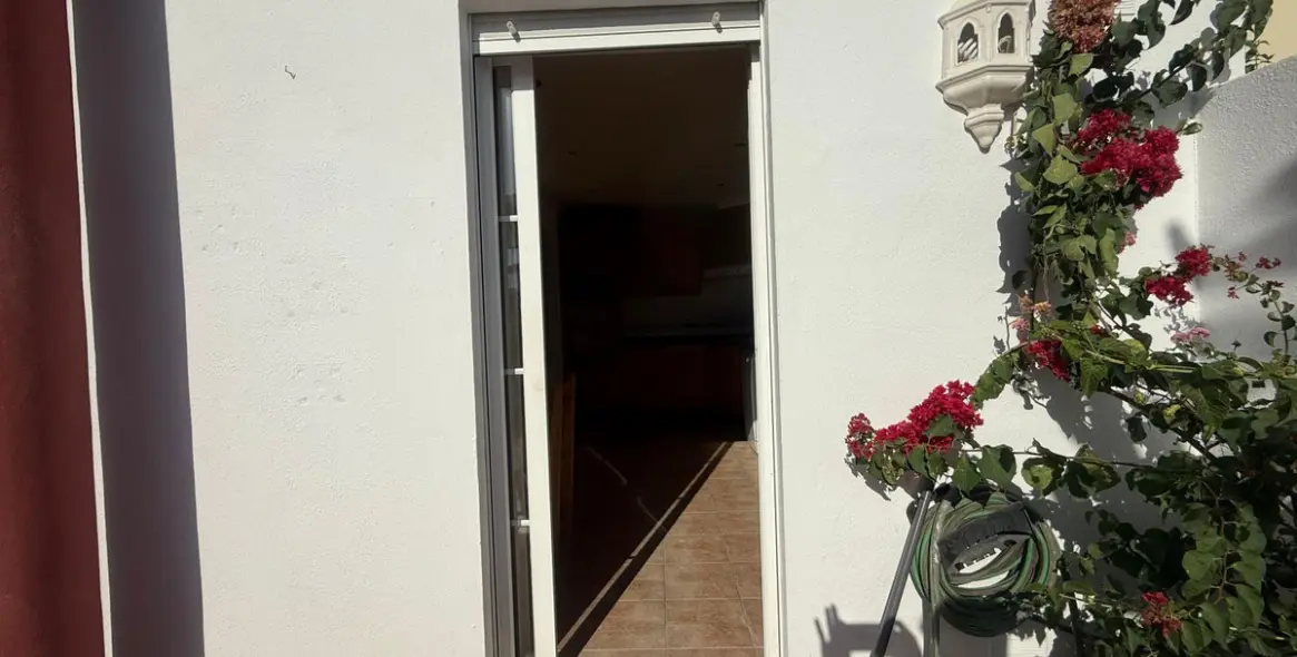 Sale of townhouse in Cancelada 9