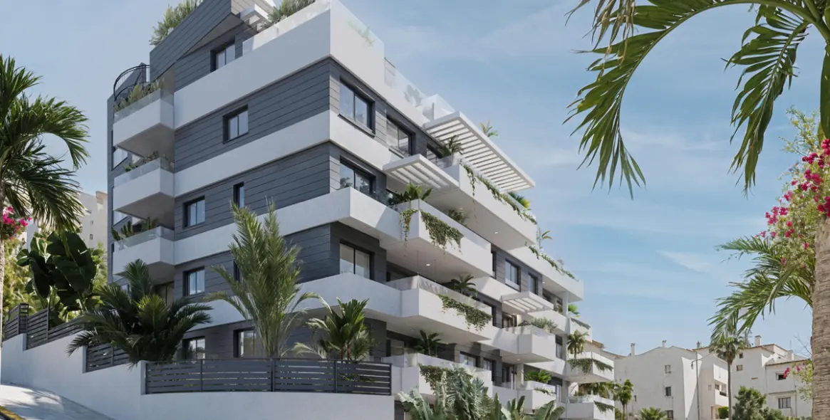 Продажа апартаментов на первом этаже в Estepona (район Estepona) 2