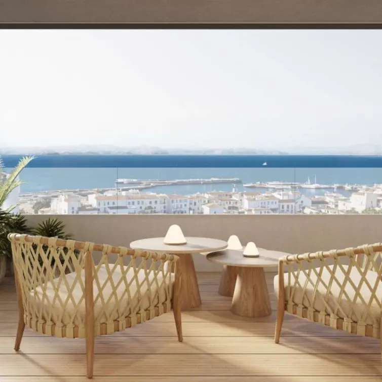 Продажа апартаментов на первом этаже в Estepona