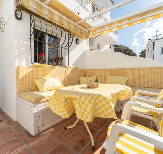 Продажа дома на две семьи в Mijas Costa