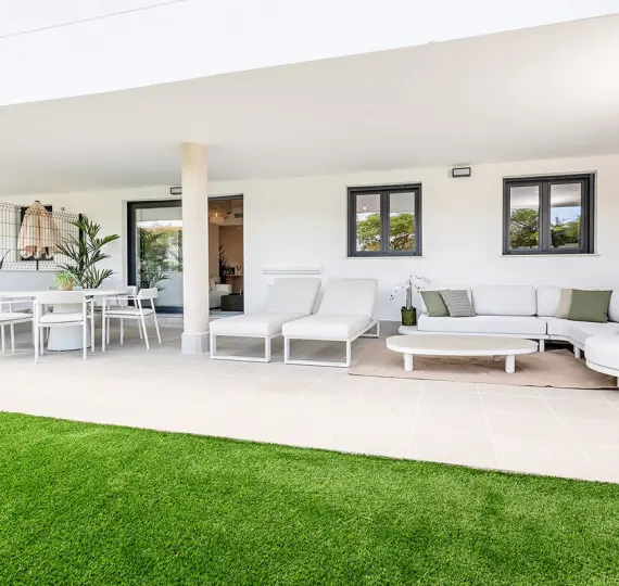 Апартаменты на первом этаже R5043685