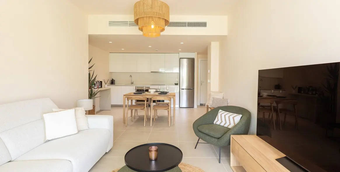 Sale of ground floor apartment in Estepona 15