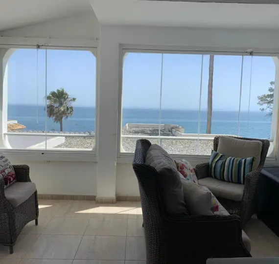 Продажа апартаментов на среднем этаже в Miraflores