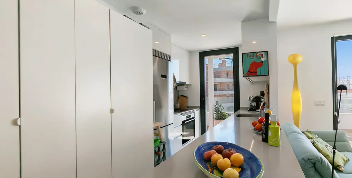 Sale of middle floor apartment in Estepona (district Estepona) 5