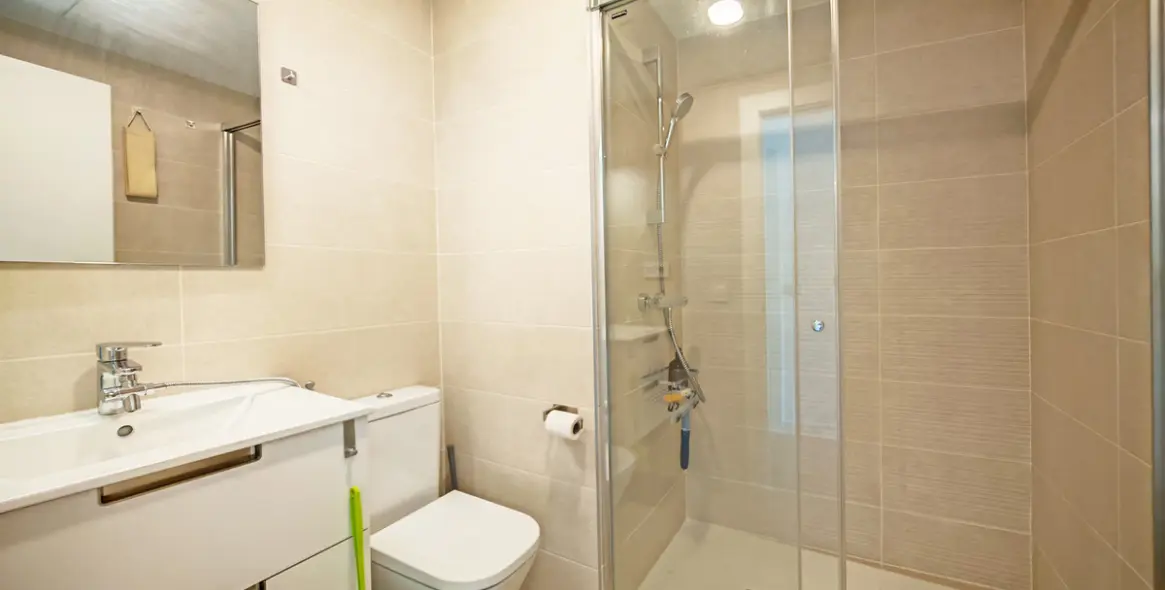 Sale of middle floor apartment in Estepona (district Estepona) 9