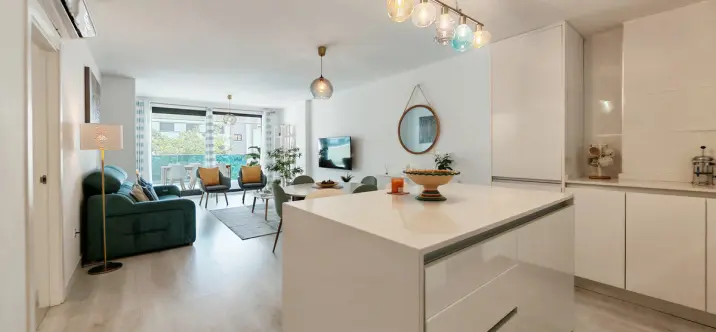 Продажа апартаментов на среднем этаже в Mijas Costa 2