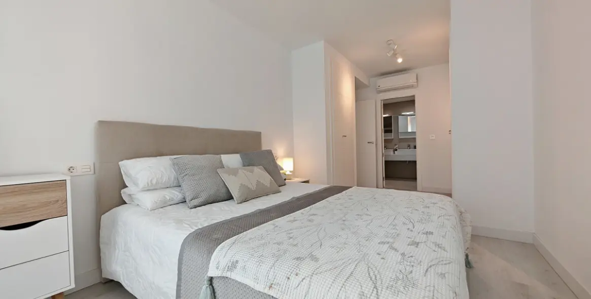 Продажа апартаментов на среднем этаже в Mijas Costa 11