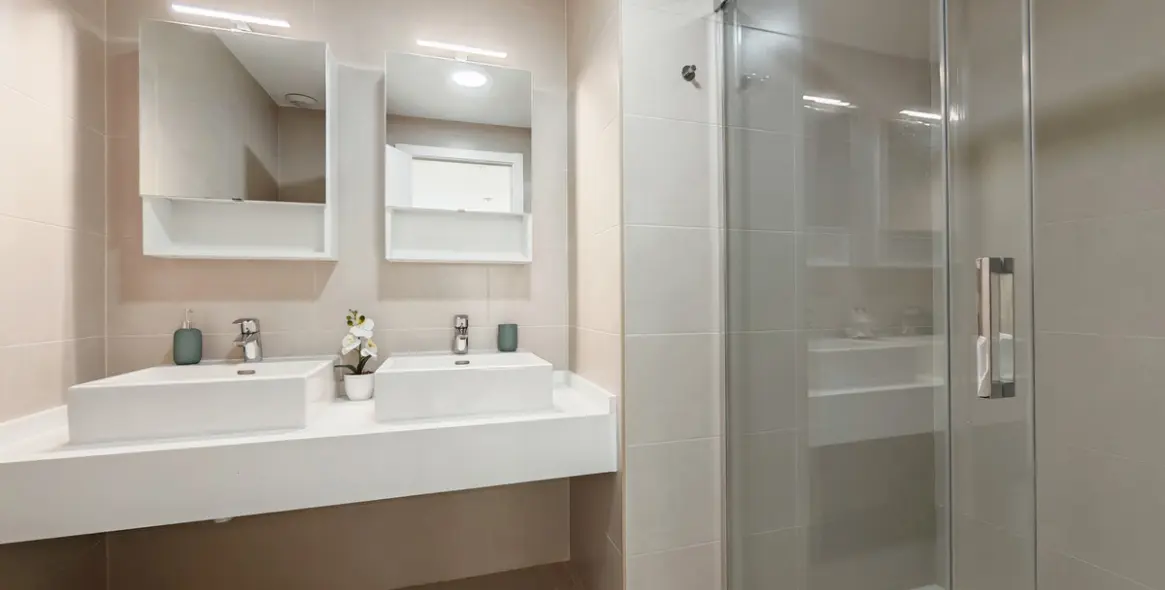 Продажа апартаментов на среднем этаже в Mijas Costa 12