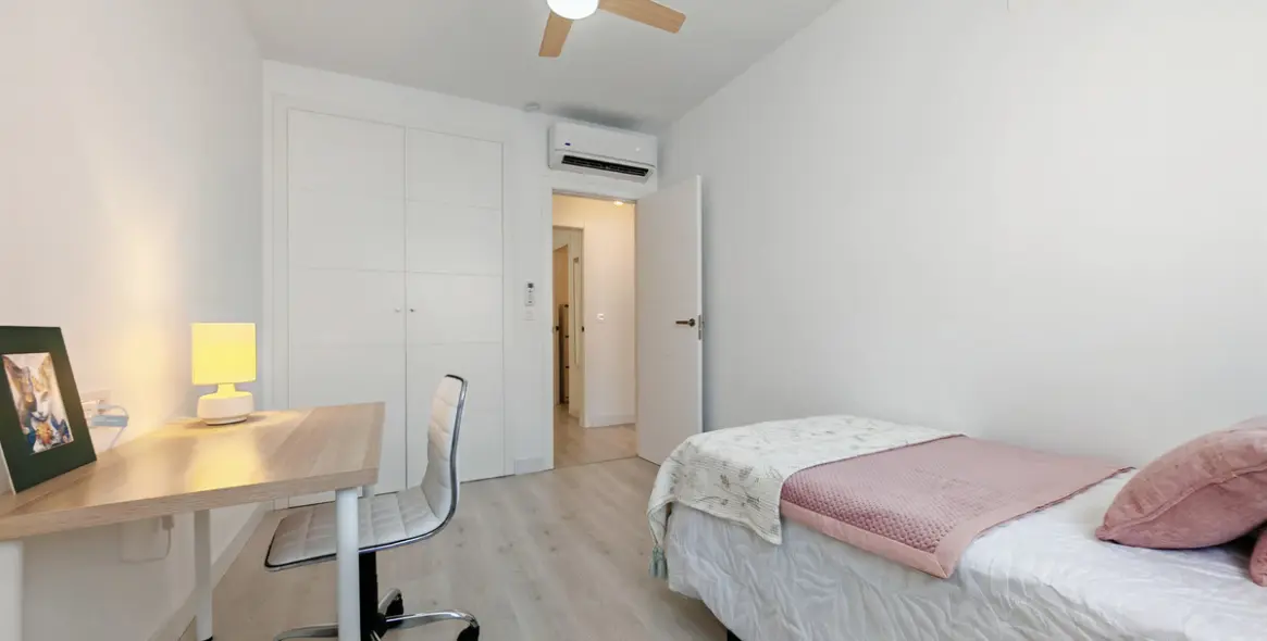 Продажа апартаментов на среднем этаже в Mijas Costa 14