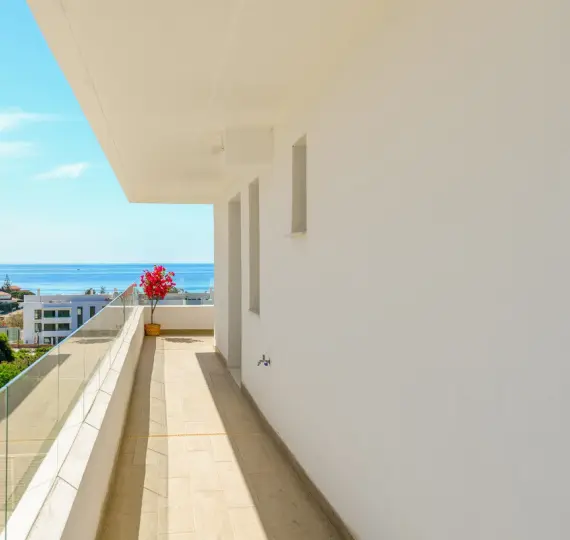 Middle floor apartment R5204596