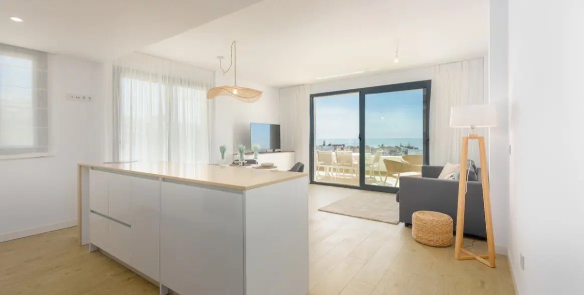 Sale of middle floor apartment in Estepona (district Estepona) 4