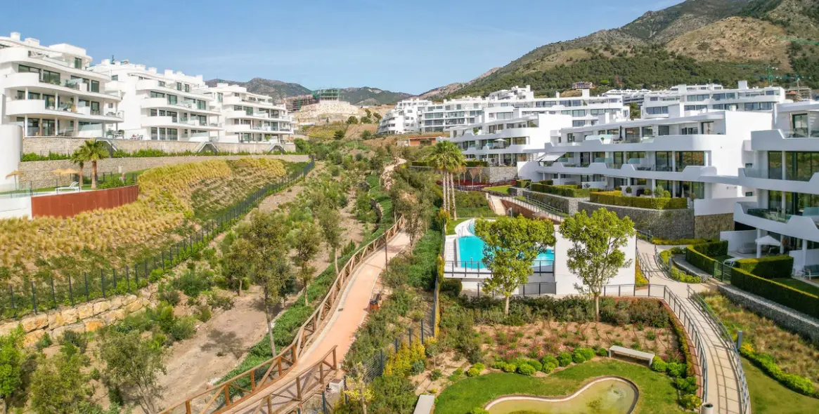 Sale of penthouse in Fuengirola 29