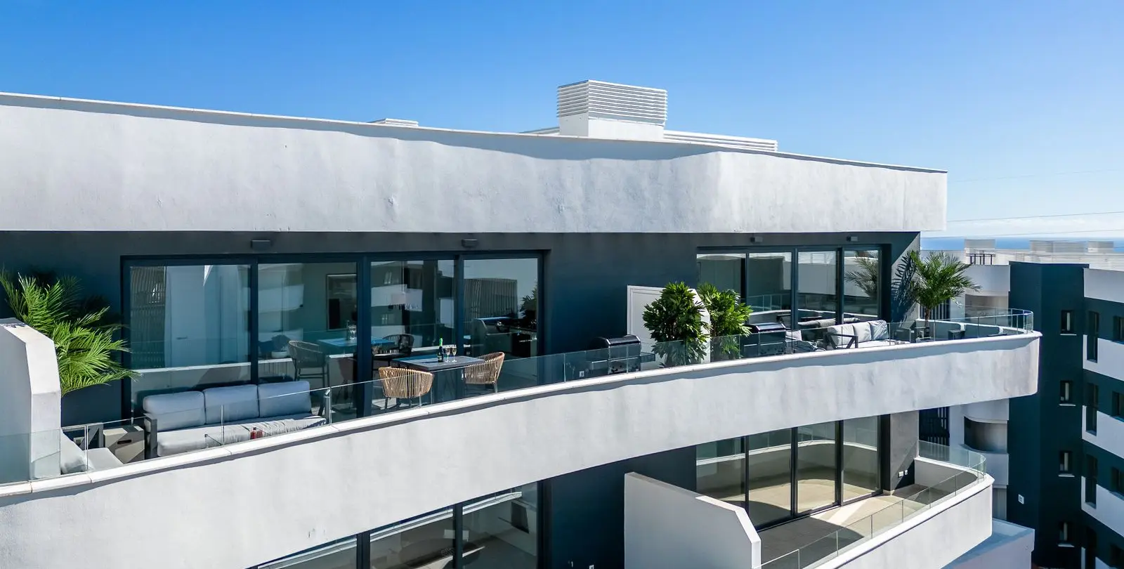 Sale of penthouse in Fuengirola 1
