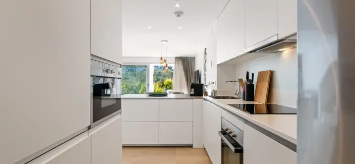 Sale of townhouse in Estepona 2