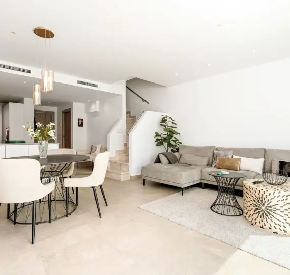 Sale of townhouse in Estepona