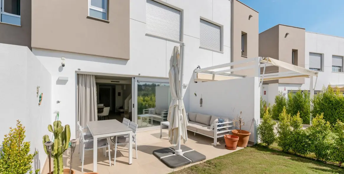 Sale of townhouse in Estepona 20