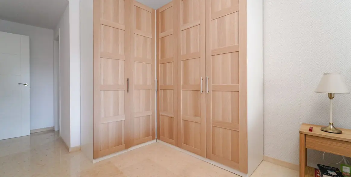 Sale of ground floor apartment in Elviria 8