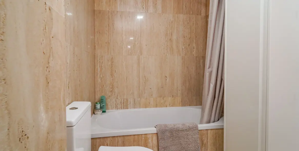 Sale of ground floor apartment in Elviria 17