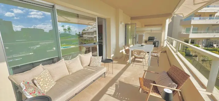 Продажа апартаментов на среднем этаже в La Cala Golf 1