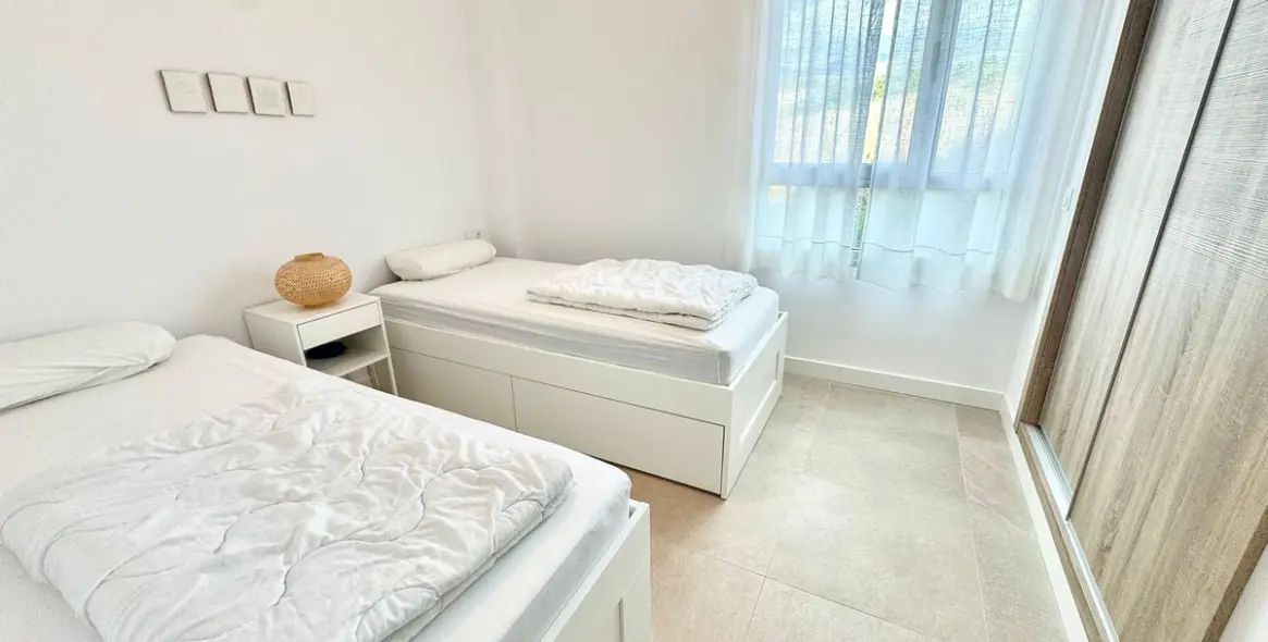 Продажа апартаментов на среднем этаже в La Cala Golf 15