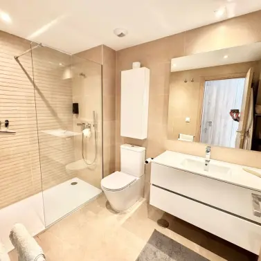 Sale of middle floor apartment in La Cala Golf