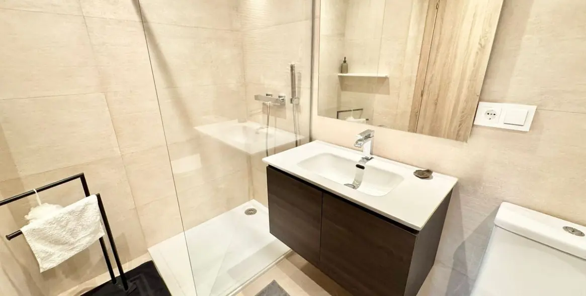 Продажа апартаментов на среднем этаже в La Cala Golf 14