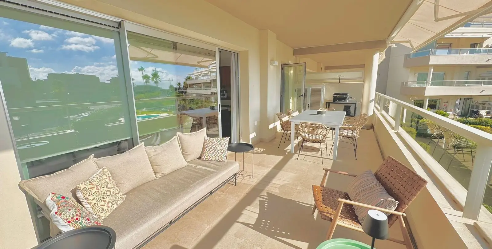 Sale of middle floor apartment in La Cala Golf 2