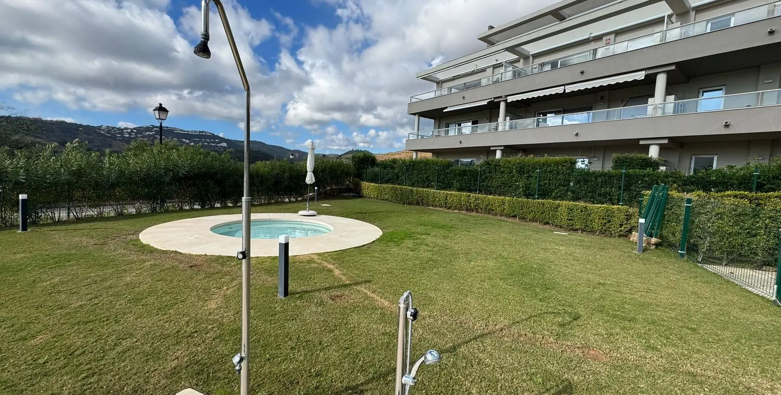 Sale of middle floor apartment in La Cala Golf 12