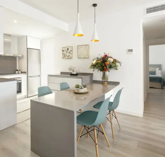 Продажа апартаментов на среднем этаже в Marbella