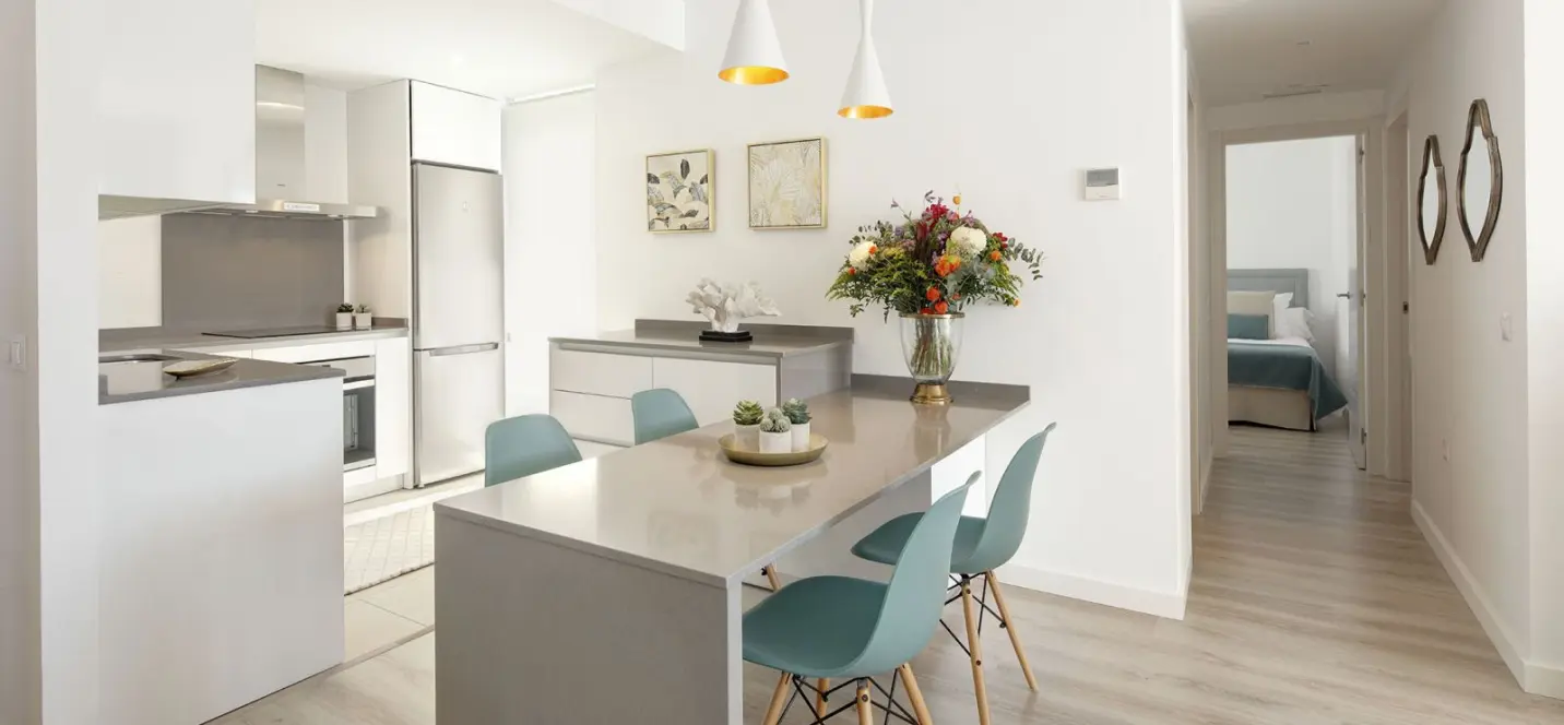 Sale of middle floor apartment in Marbella 3