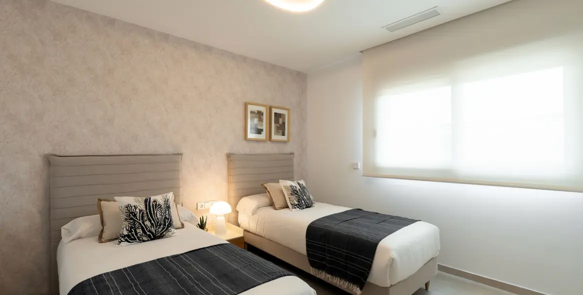 Venta de apartamento en planta baja en Estepona 25