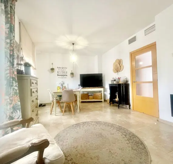 Sale of semi-detached house in Málaga