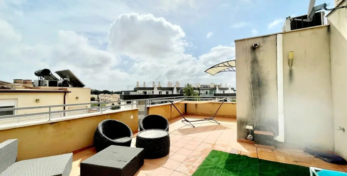 Sale of semi-detached house in Málaga 4